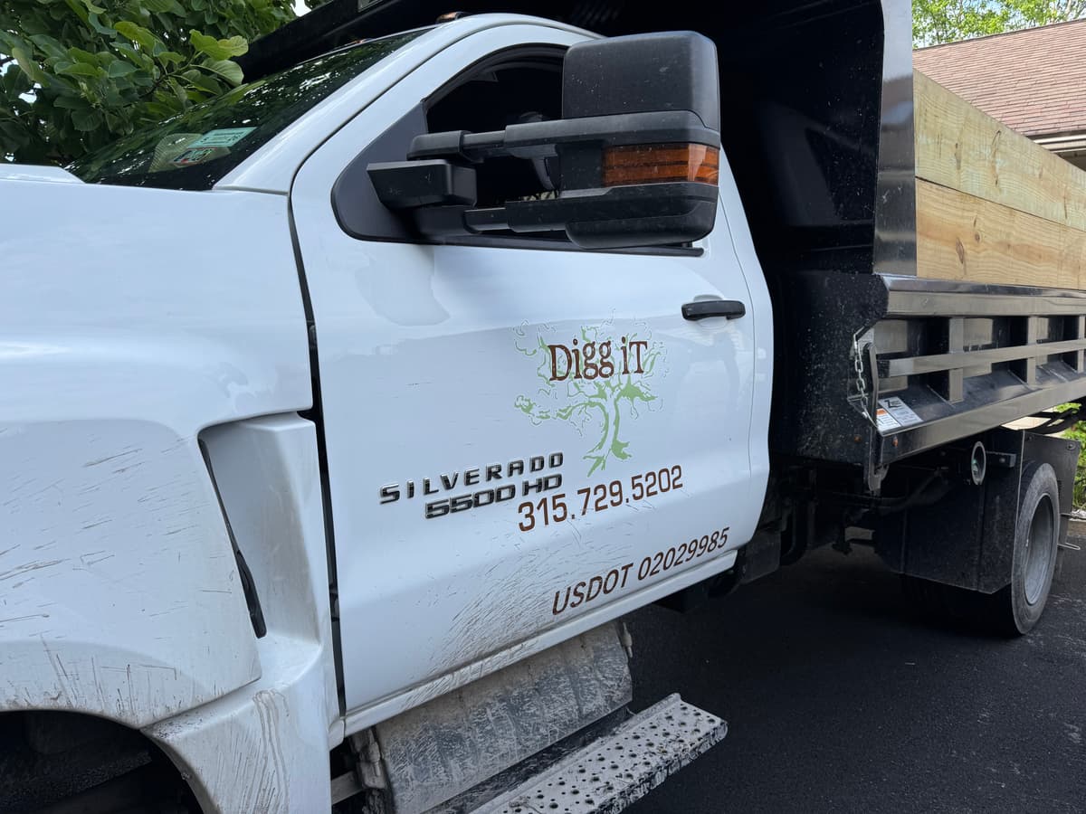 Diggit Landscaping Team - Professional landscapers serving Upstate New York